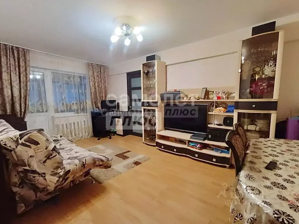 3-к кв. Калужская область, Калуга ул. Степана Разина, 43 (55.2 м) - Фото 0