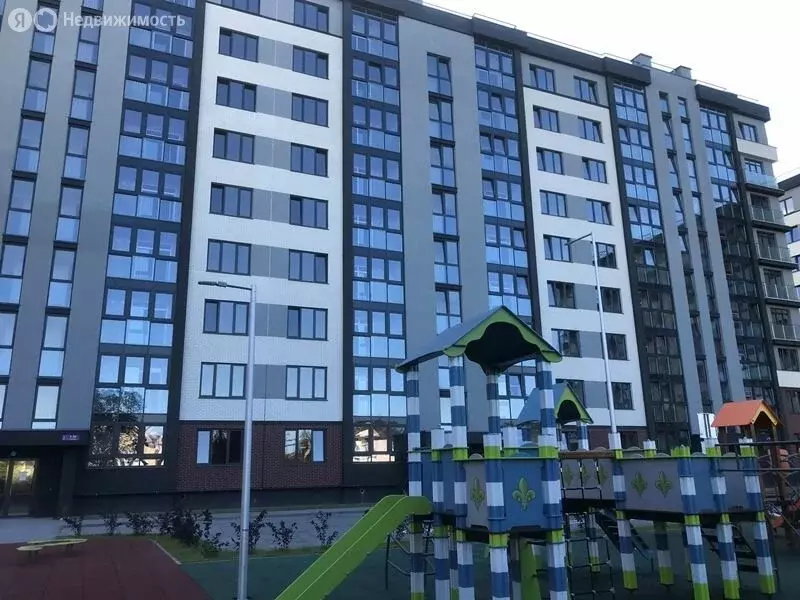 3-комнатная квартира: Калининград, Советский проспект, 238А (87.1 м) - Фото 1