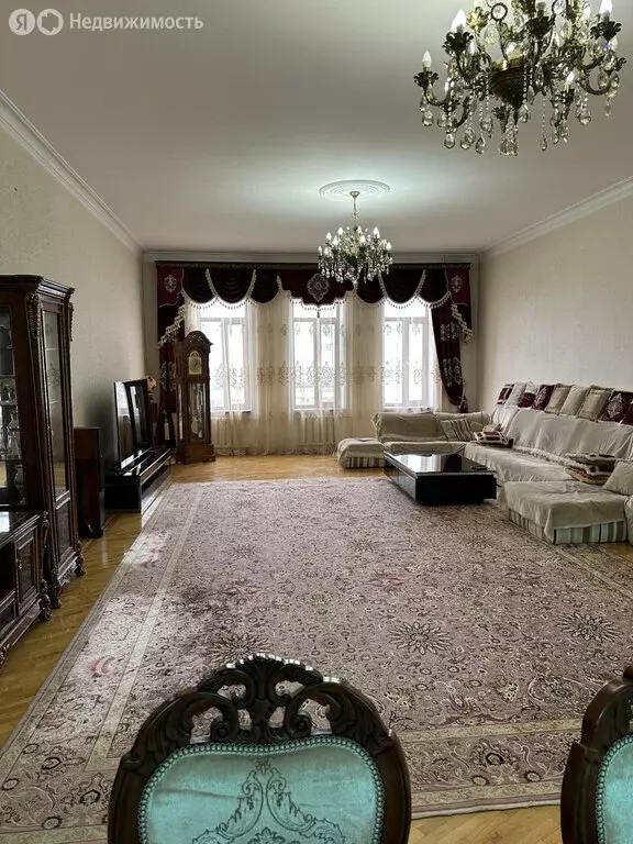 Дом в Махачкала, улица Джамбулатова, 56 (282 м) - Фото 1