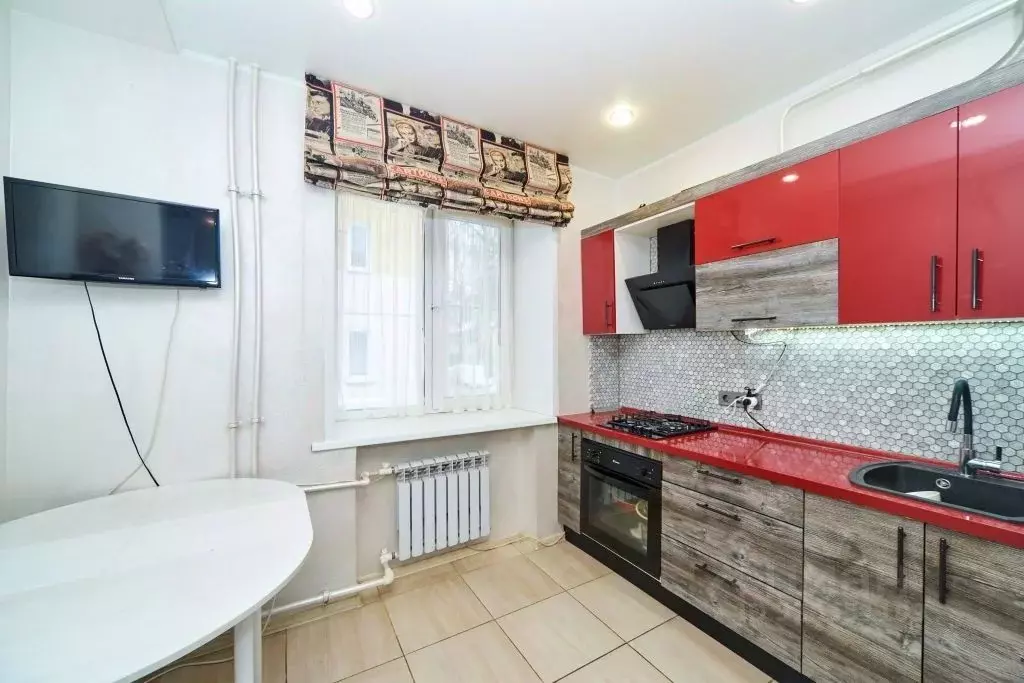 2-к кв. Ярославская область, Ярославль ул. Некрасова, 51 (46.8 м) - Фото 2