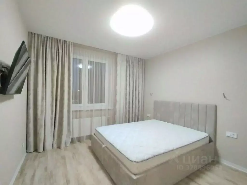1-к кв. Тюменская область, Тюмень Новгородская ул., 9А (36.0 м) - Фото 1