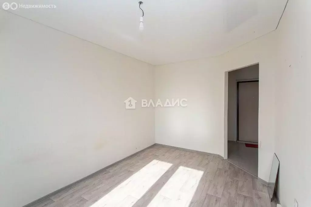 1-комнатная квартира: Тобольск, 15-й микрорайон, 42 (33.5 м) - Фото 0