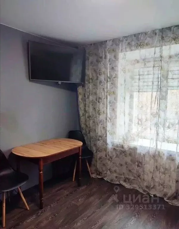 Студия Красноярский край, Красноярск ул. 60 лет Октября, 145 (32.0 м) - Фото 1