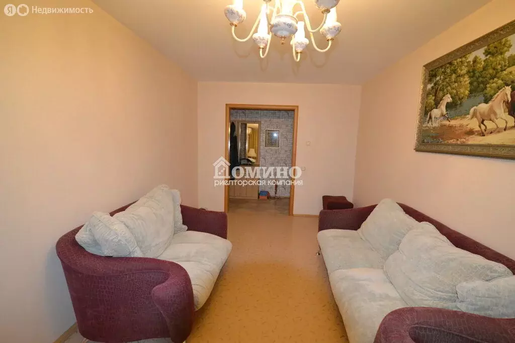 3-комнатная квартира: Тюмень, улица Красных Зорь, 2 (67 м) - Фото 2