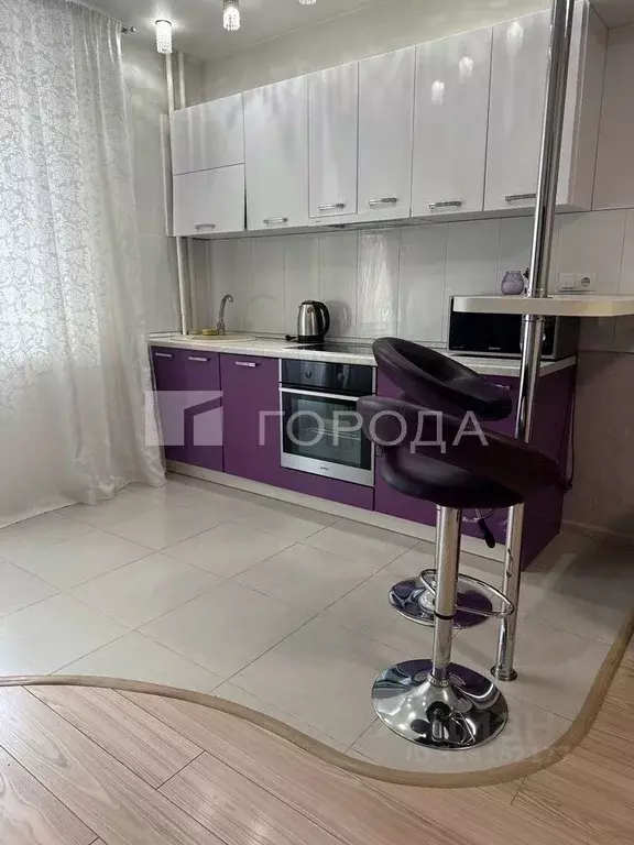 2-к кв. Новосибирская область, Новосибирск Обская ул., 50/2 (55.0 м) - Фото 0