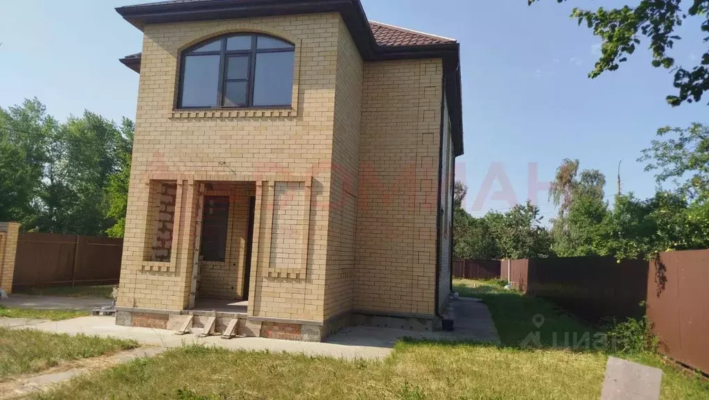 Дом в Ростовская область, Волгодонск Цимлянское ш., 21В (160 м) - Фото 1