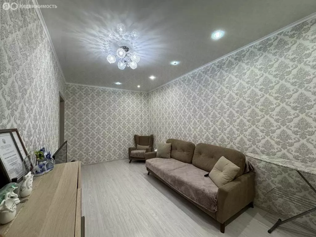 3-комнатная квартира: Уфа, улица Менделеева, 10 (91.2 м) - Фото 2