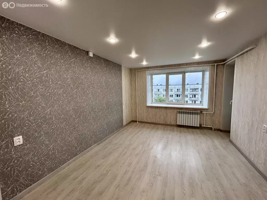 2-комнатная квартира: Кирово-Чепецк, Речная улица, 10к3 (48.4 м) - Фото 0