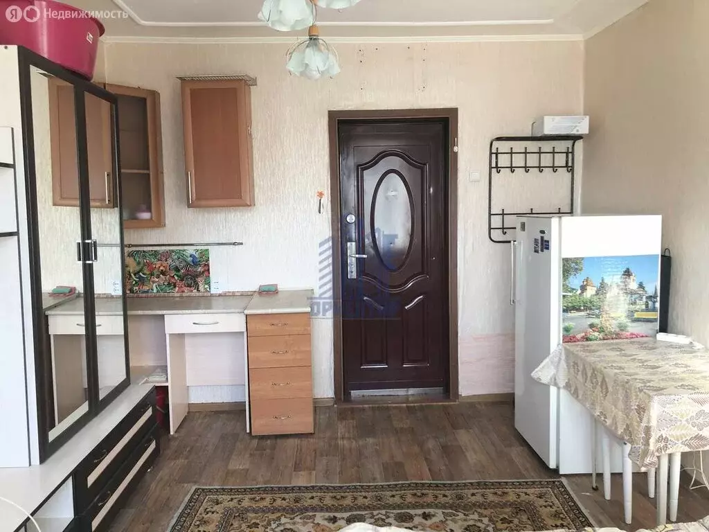 1к в 4-комнатной квартире (13.5 м) - Фото 0