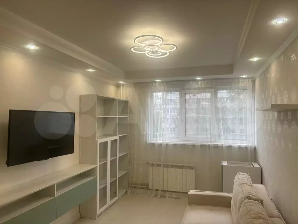 1-к. квартира, 32 м, 3/9 эт. - Фото 1