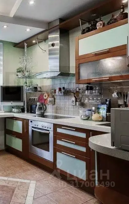 3-к кв. Свердловская область, Екатеринбург ул. Чкалова, 124 (90.0 м) - Фото 0