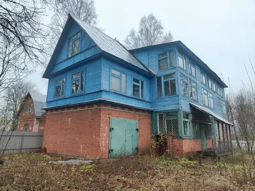 Дом в Сергиево-Посадский городской округ, деревня Опарино, 4 (259.4 м) - Фото 0