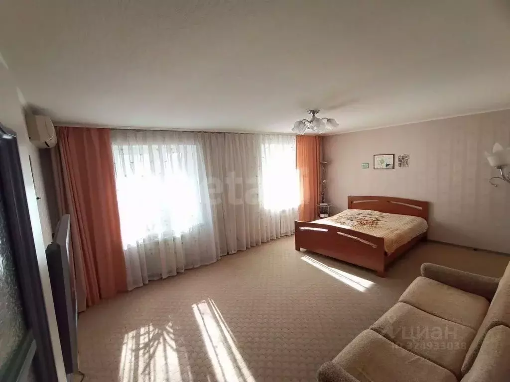 2-к кв. Курганская область, Курган ул. Красина, 56 (64.0 м) - Фото 1