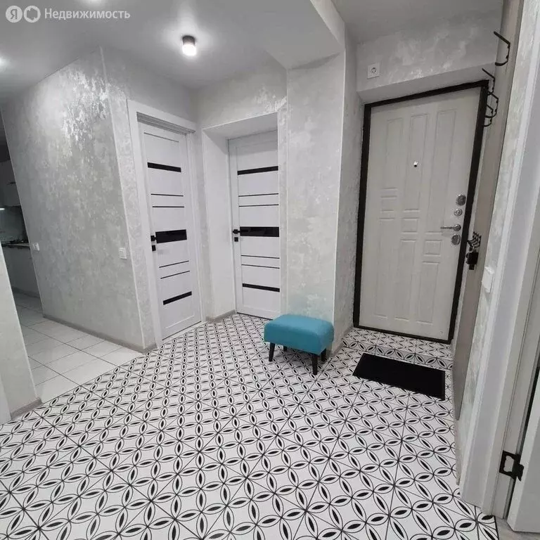 2-комнатная квартира: Керчь, улица Будённого (50 м) - Фото 2
