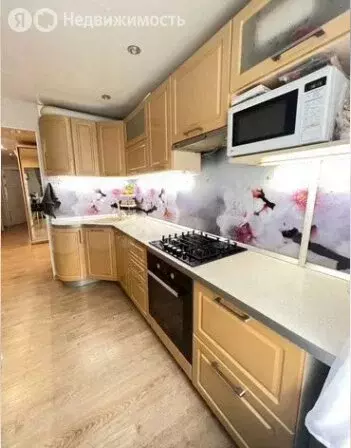 4-комнатная квартира: Ухта, Интернациональная улица, 17 (70.1 м) - Фото 1