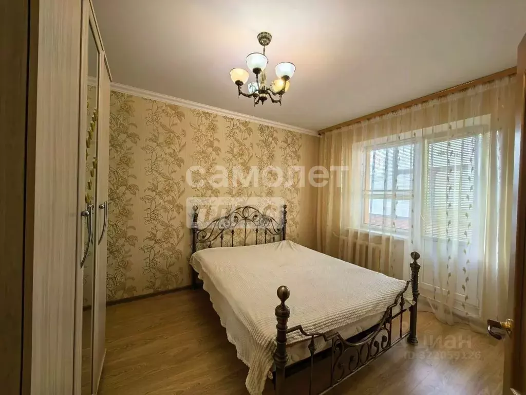 3-к кв. Курская область, Курск Студенческая ул., 22 (73.0 м) - Фото 1