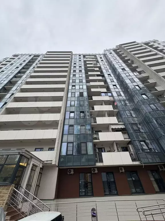 3-к. квартира, 120 м, 2/18 эт. - Фото 1
