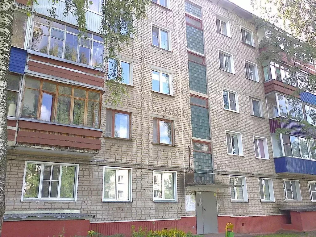 3-комнатная квартира: Кирово-Чепецк, улица Ленина, 64к1 (65.4 м) - Фото 0