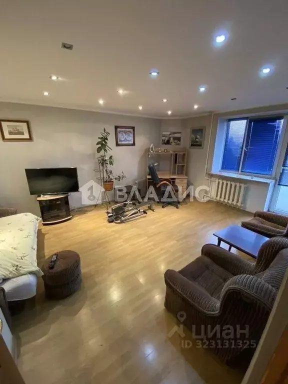 1-к кв. Калининградская область, Калининград Батальная ул., 1 (47.7 м) - Фото 1