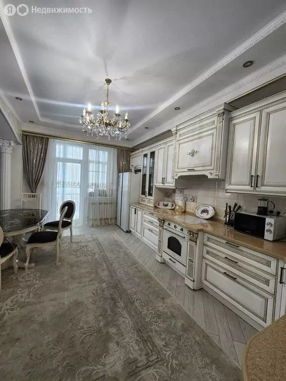 2-комнатная квартира: Ессентуки, Новопятигорская улица, 1/2 (97.4 м) - Фото 1