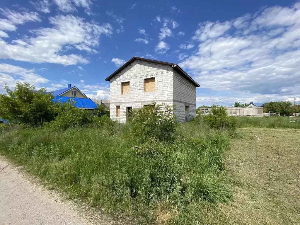 Дом в Воронежская область, Семилуки ул. Домостроителей (180 м) - Фото 2
