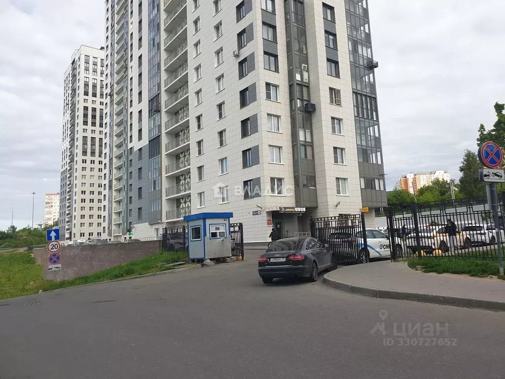 Гараж в Московская область, Красногорск бул. Космонавтов, 12к1 (13 м) - Фото 2