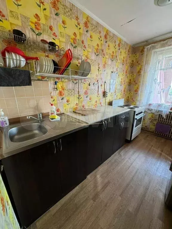 Комната 10,7 м в 3-к., 6/9 эт. - Фото 0
