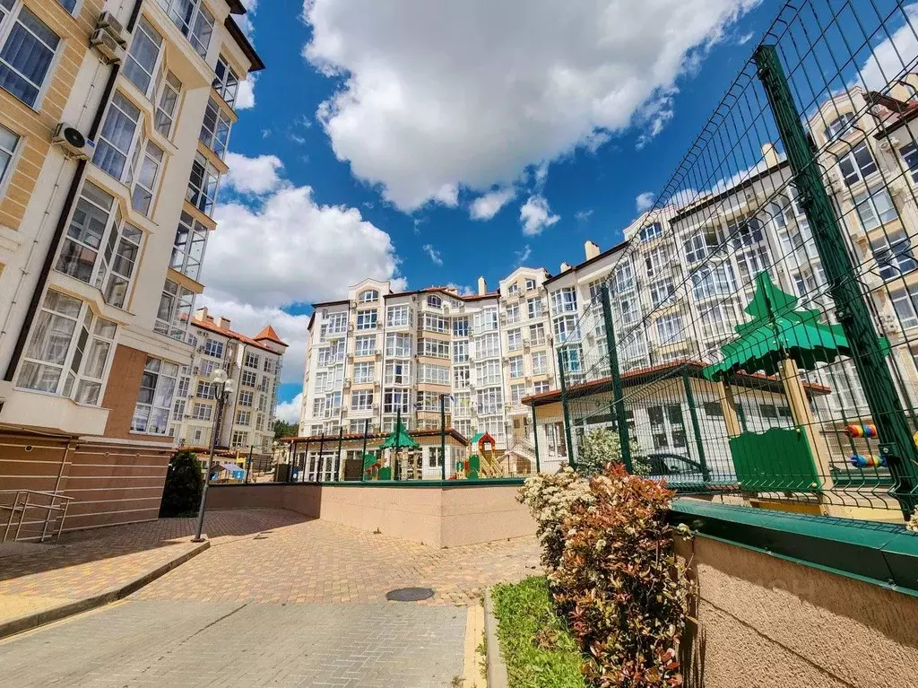 2-к кв. Краснодарский край, Геленджик Верхняя ул., 4к3 (73.6 м) - Фото 0