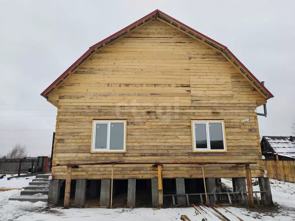 Дом в Алтайский край, Бийский район, с. Верх-Катунское  (224 м) - Фото 1