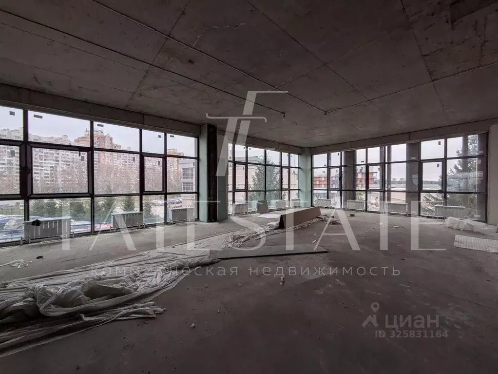 Помещение свободного назначения в Татарстан, Казань просп. Победы, 87А ... - Фото 1