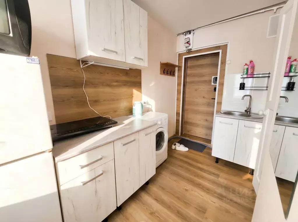 Студия Красноярский край, Красноярск Коммунальная ул., 8 (14.5 м) - Фото 1