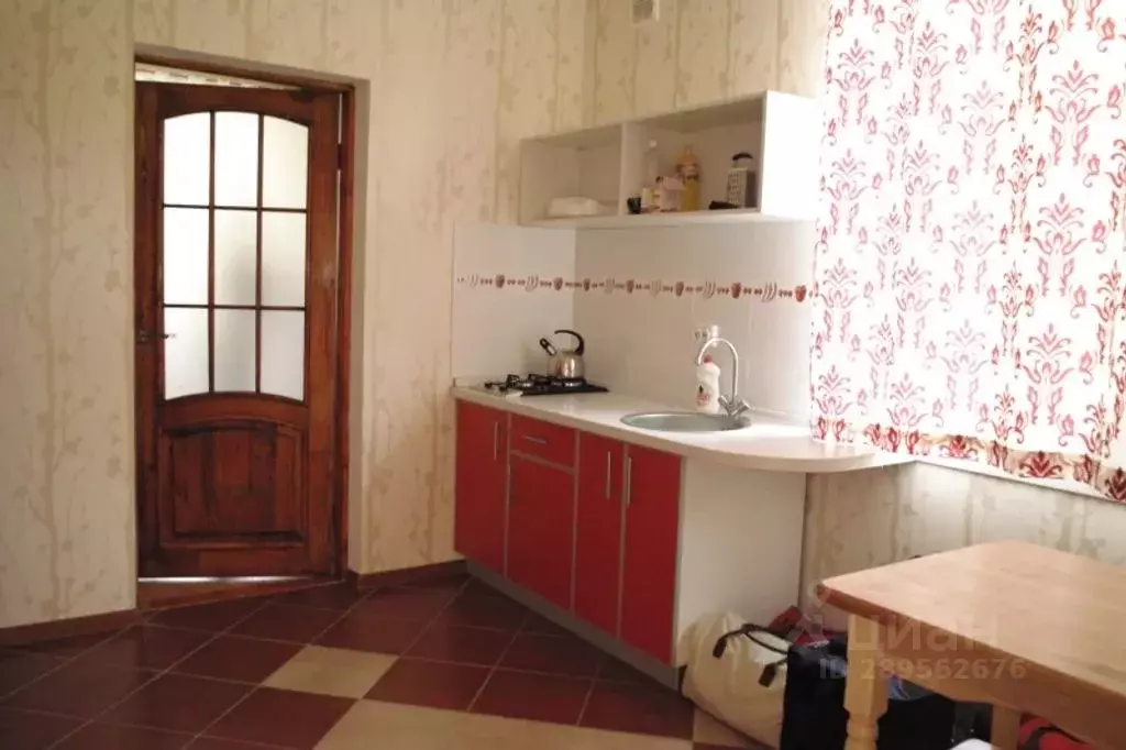 1-к кв. Крым, Евпатория ул. Матвеева, 5 (30.0 м) - Фото 1