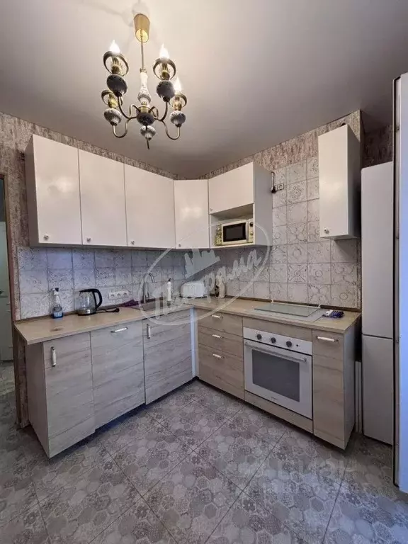 1-к кв. Калужская область, Калуга бул. Солнечный, 10 (36.7 м) - Фото 2