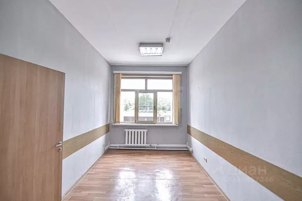 Офис в Сахалинская область, Южно-Сахалинск Хабаровская ул., 2 (84 м) - Фото 1