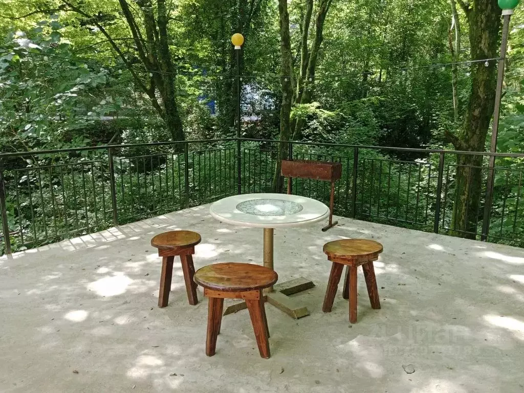 Дом в Краснодарский край, Туапсинский муниципальный округ, пос. ... - Фото 1