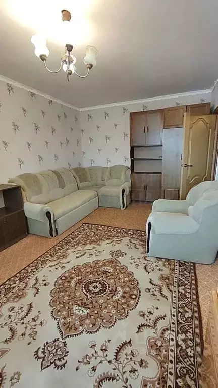 2-к кв. Белгородская область, Старый Оскол Буденного мкр, 8 (52.0 м) - Фото 1