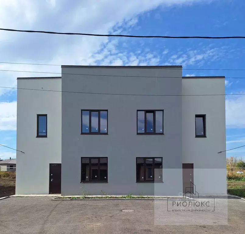 Дом в Башкортостан, Абзелиловский район, Аскаровский сельсовет, с. ... - Фото 1