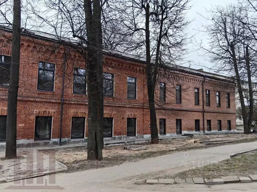 Помещение свободного назначения в Тверская область, Тверь наб. ... - Фото 1