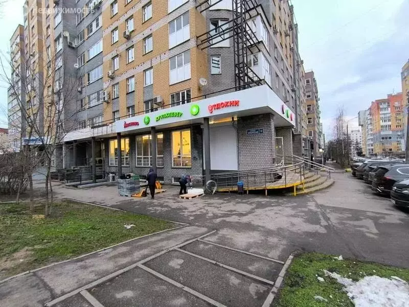 Торговая площадь (250 м) - Фото 2