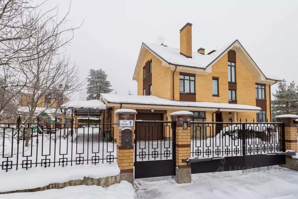 Коттедж в Ленинградская область, Выборгский район, Первомайское с/пос, ... - Фото 1