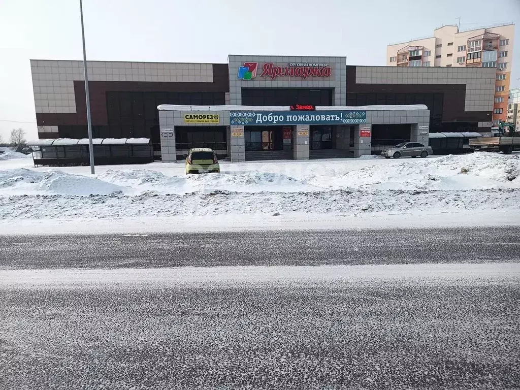 Торговая площадь в Кемеровская область, Ленинск-Кузнецкий просп. ... - Фото 1