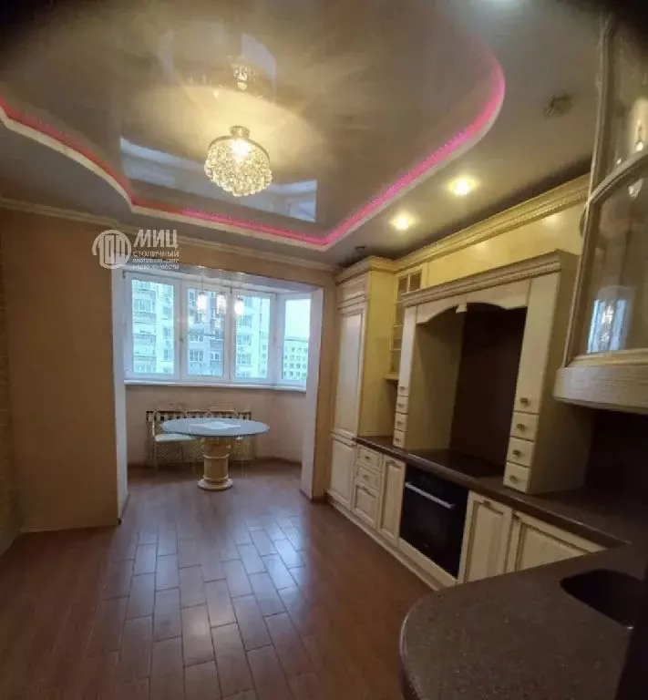 Продается 3-комнатная квартира - Фото 1