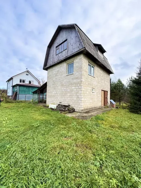 Дом в Тульская область, Ясногорский район, Ревякинское с/пос, д. ... - Фото 1