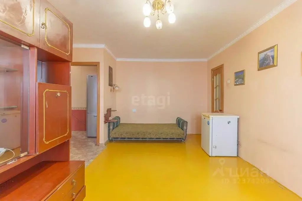 2-к кв. Сахалинская область, Холмск ул. Александра Матросова, 6 (43.9 ... - Фото 2