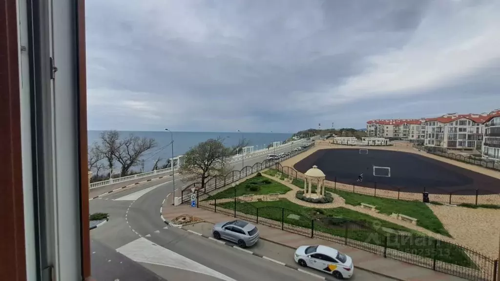 1-к кв. Краснодарский край, Геленджик Крымская ул., 21 (55.6 м) - Фото 2