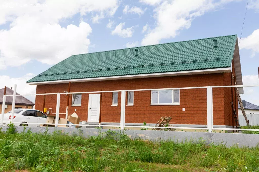 Дом в Оренбург, микрорайон Ростошинские Пруды, Азовская улица, 5 (120 ... - Фото 1