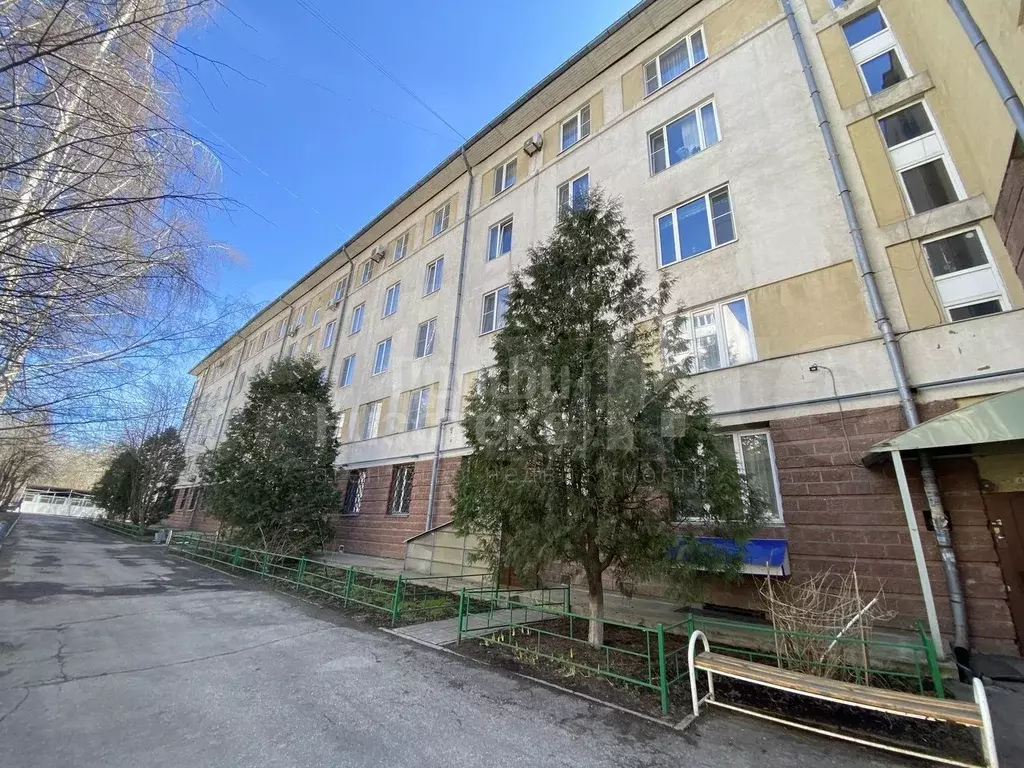 3-к. квартира, 100 м, 2/5 эт. - Фото 0