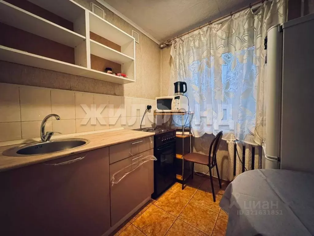 Комната Новосибирская область, Новосибирск ул. Бориса Богаткова, 260 ... - Фото 1