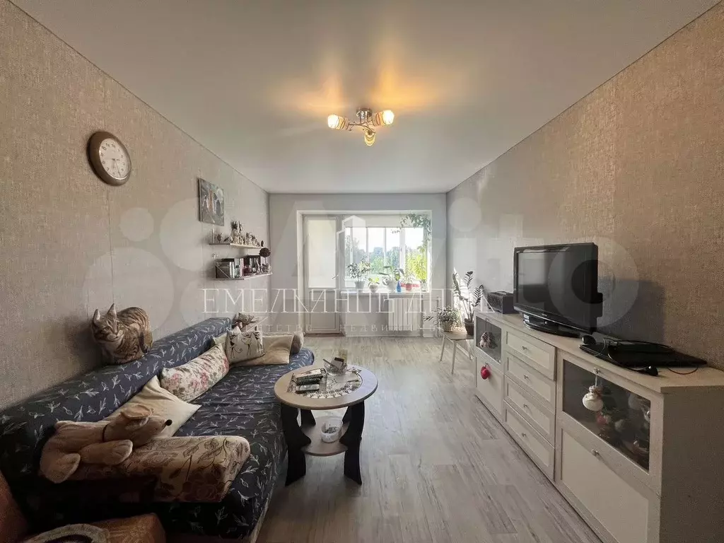 3-к. квартира, 55 м, 5/5 эт. - Фото 1