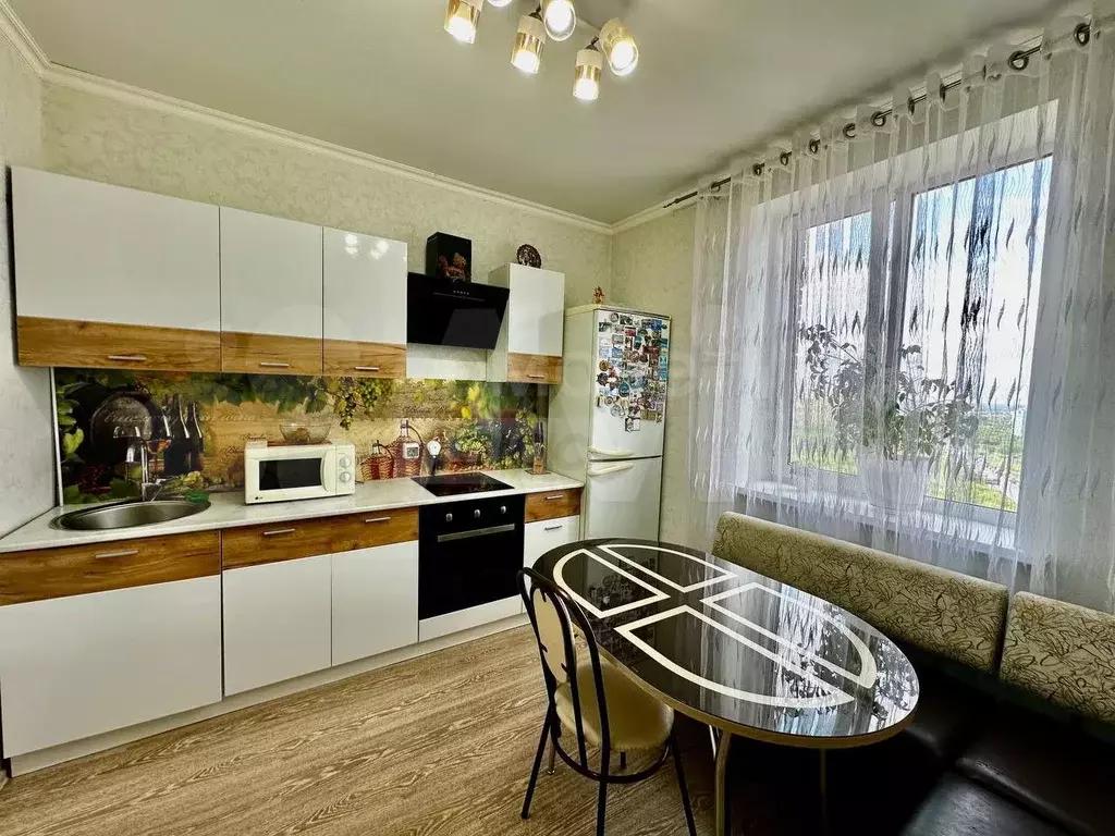 2-к. квартира, 59,4 м, 13/18 эт. - Фото 1